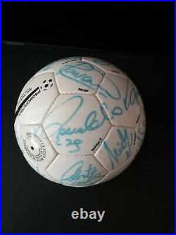 2003 04 Ball Signed R Madrid Galácticos Zidane Ronaldo Figo Beckham R Carlos