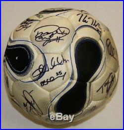2008 Houston Dynamo Team Signed Soccer Ball 24 Signatures PSA/DNA Brad Ching