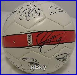 2015 MANCHESTER UNITED FC TEAM SIGNED SOCCER BALL 21 AUTOS ROONEY MATA GIGGS COA