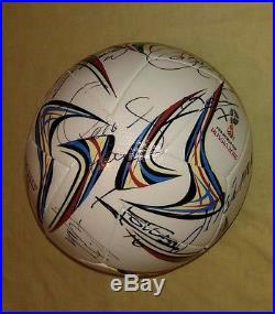 2018 WC Mexico National Team hand signed autographed Ball Chicharito Chucky Loza