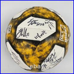 2019 Houston Dynamo Team Signed Soccer Ball Beckett & Fanatics COA