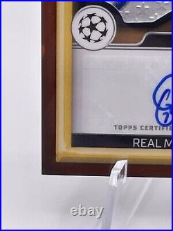 2024 Topps UEFA Merlin Vini Jr Merlin's Match Ball Signature Orange /25 Madrid