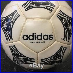 ADIDAS QUESTRA OFFICIAL MATCH BALL WORLD CUP USA 1994 Signed By Pele With COA