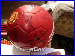 AUTHENTIC WITH CERTIFICATE SIGNED Manchester United FOOTBALL BALL SEASON 2016 17