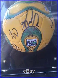 Adidas Teamgeist MLS 2006 LA GALAXY Team Signed Soccer ball in sponsor case