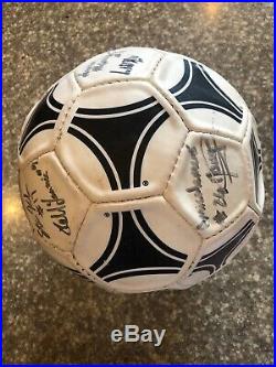 Akron Zips 2005 MAC champion Team Signed Autographed Soccer Ball