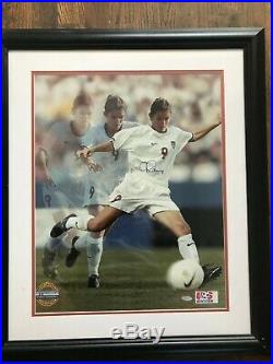 Authentic Mia Hamm Hand Signed Poster (Steiner Collectibles) Striking the Ball