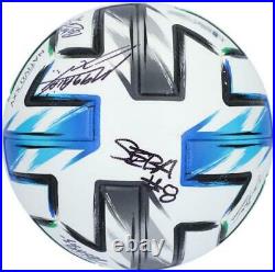 Autographed Orlando City SC Ball Fanatics Authentic COA Item#11213182
