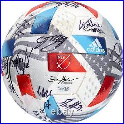 Autographed Toronto FC Ball Fanatics Authentic COA Item#12241117