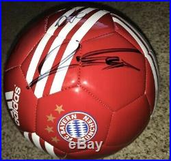 Bayern Munich Signed Team Soccer Ball X11 Robert Lewandowski, Manuel Neuer Proof