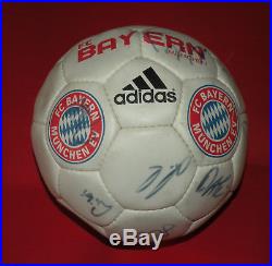 Bayern Munich Team 1998/99 Original Hand Signed Autograph Soccer Football Ball