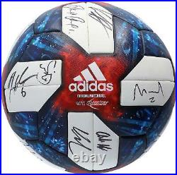 Chicago Fire Signed MU Soccer Ball 2019 Season with 22 Sigs A58948