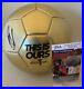 Christian_Pulisic_Chelsea_F_C_Team_USA_signed_F_S_Gold_Cup_Soccer_Ball_JSA_01_wne
