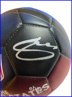 Christian Pulisic Signed USA Soccer Ball Beckett Bas Coa B56608 Umnt World Cup