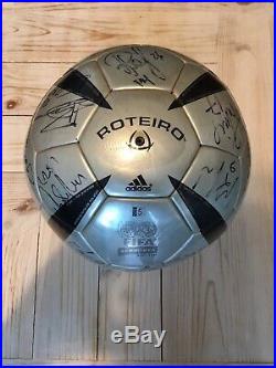 Collectible soccer ball autographed by Ukrainian FCSH SHAKHTAR DONETSK