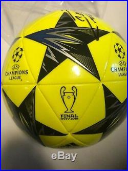 Cristiano Ronaldo Autographed Full Size Soccer Ball 1 Beckett Witnessed COA