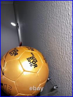 Cristiano Ronaldo Autographed Golden Ball edition Whith a Support Displey Cristiano Ronaldo Autographed Golden Ball edition Whith a Support Displey