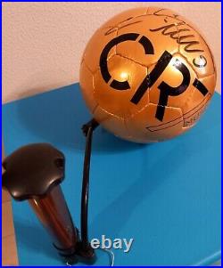 Cristiano Ronaldo Autographed Golden Ball edition Whith a Support Displey Cristiano Ronaldo Autographed Golden Ball edition Whith a Support Displey