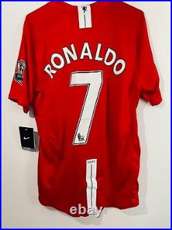 Cristiano Ronaldo Signed Ball + Manchester United 07/08 Shirt