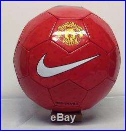 David Beckham Signed Manchester United Soccer Ball PSA/DNA Cert # Z36667