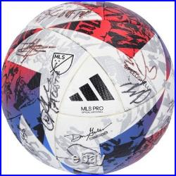 FC Cincinnati Signed Match-Used Soccer Ball from 2023 Season with20 Autos AE38381