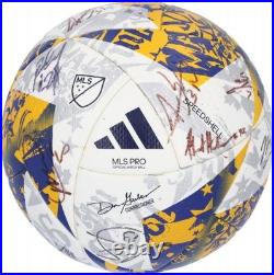 FC Cincinnati Signed Match-Used Soccer Ball from 2023 Season with20 Autos AE38386 FC Cincinnati Signed Match-Used Soccer Ball from 2023 Season with20 Autos AE38386