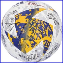 FC Cincinnati Signed Match-Used Soccer Ball from 2023 Season with20 Autos AE38386 FC Cincinnati Signed Match-Used Soccer Ball from 2023 Season with20 Autos AE38386