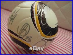 FIFA 2010 Ballon Adidas Jabulani Signé par l'équipe de Football d'Italie Rare