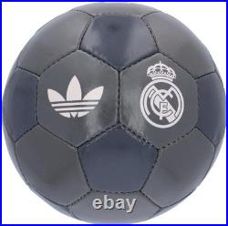 Gareth Bale Real Madrid Autographed Black Soccer Ball