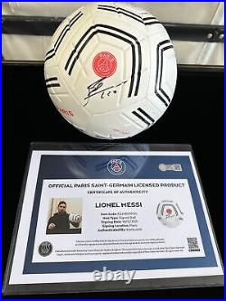 Lionel Messi Paris Saint-Germain Signed Game Ball Fanatics/Icons COA