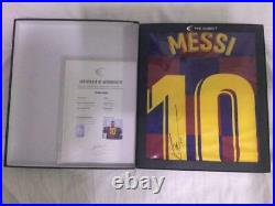Lionel Messi's autographed uniform 2019-2020 season