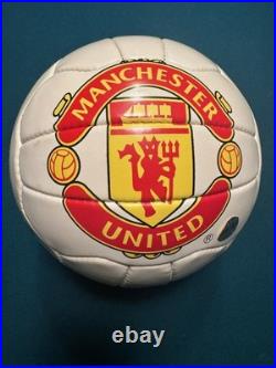 Manchester United FC 2001/2002 Squad Signed Football Ball COA
