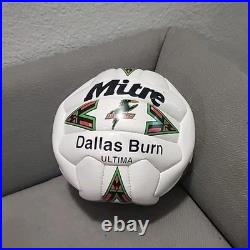 Mitre Dallas Burn Ultima Official Size & Weight Soccer Ball Signed Jorge Flores