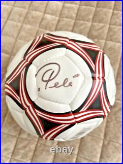 Pele Autographed Soccer Ball And 1991 Soccer Shots #101 Card