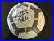 Pele_Autographed_Soccer_Ball_By_Hawk_In_Perfect_Condition_01_cdz