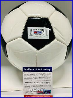 Pele Signed Soccer Ball Autographed Black and White PSA/DNA ITP COA Imperfect