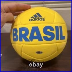 Pele signed soccer ball With certificate Of Authenticity