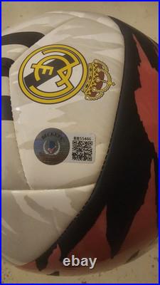 Roberto Carlos Hand Signed Real Madrid Soccer Ball Roberto Carlos Hand Signed Real Madrid Soccer Ball