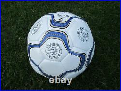 SIGNED Nike Geo Vitesse Premier League 2000-02 Official Match Ball Replica