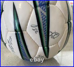 San Jose Earthquakes Team Signed Soccer Ball MLS Vintage Ball Landon Donovan