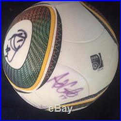 Signed by David Beckham and La Galaxy Team Jabulani Matchball 2010 World Cup