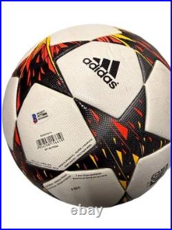 Soccer Player Lionel Messi Signed Autographed Ball BAS Authentication