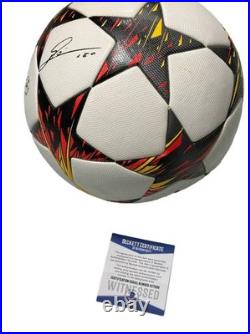 Soccer Player Lionel Messi Signed Autographed Ball BAS Authentication