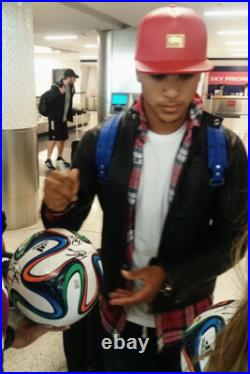 Team Usasignedsoccerballmntdempseyaltidorejonesbradleybeckerman++2014