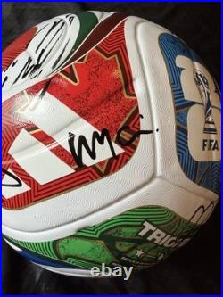 USA Men's National Team Signed Size 5 Soccer Ball McKennie, Dest + 6