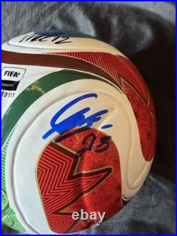 USA Men's National Team Signed Size 5 Soccer Ball McKennie, Dest + 6