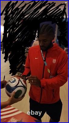 USA Men's National Team Signed Size 5 Soccer Ball McKennie, Dest + 6