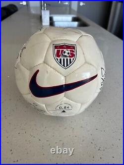 United States Signed Vintage US National Team Nike 800 Geo USA Soccer Ball