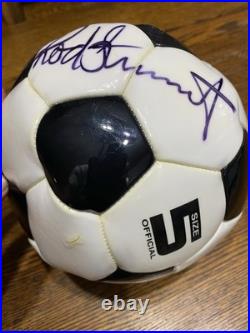 Vizari Classico Size 5 Soccer Ball Rod Stewart Authentic Autographed